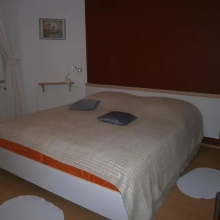 Gemutliche Gut Eingerichtete Und Ruhige Ferienwohnung